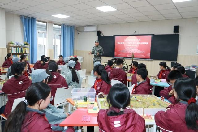 兵棋推演忆烽火国防铸魂育新人——《百团大战》战略兵棋推演活动在雁塔区第二中学顺利落幕(图4)